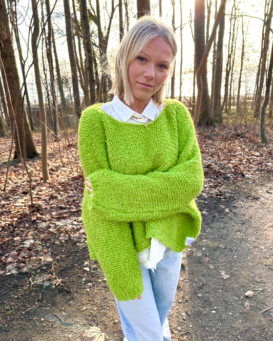 Cozy Pullover Apple