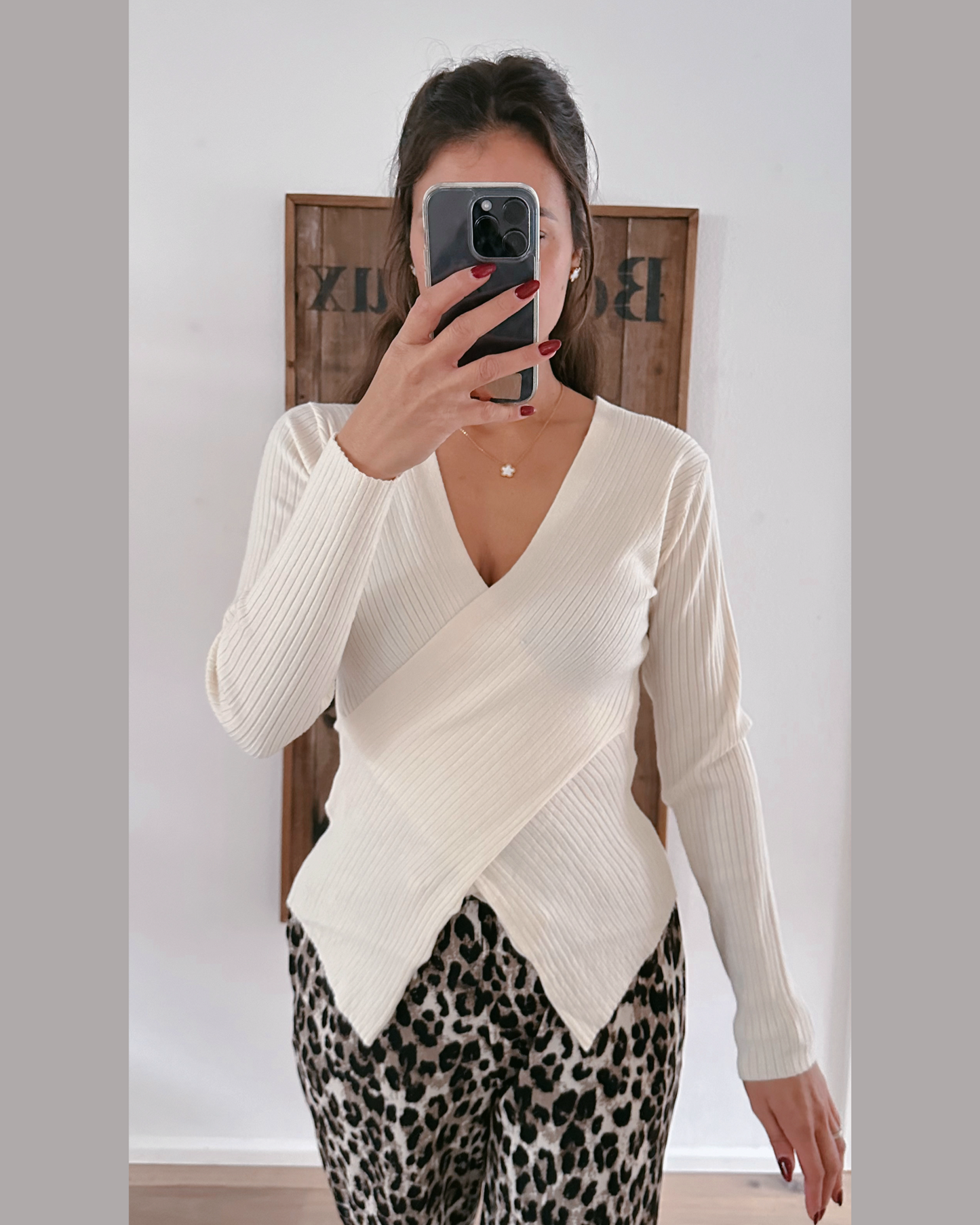 Sophia Pullover Creme